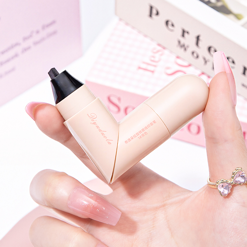 Double heads eye liner with stamp to precisely outline waterproof